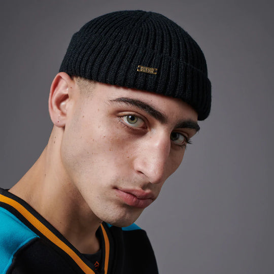 Metal Logo Sailor Beanie Black