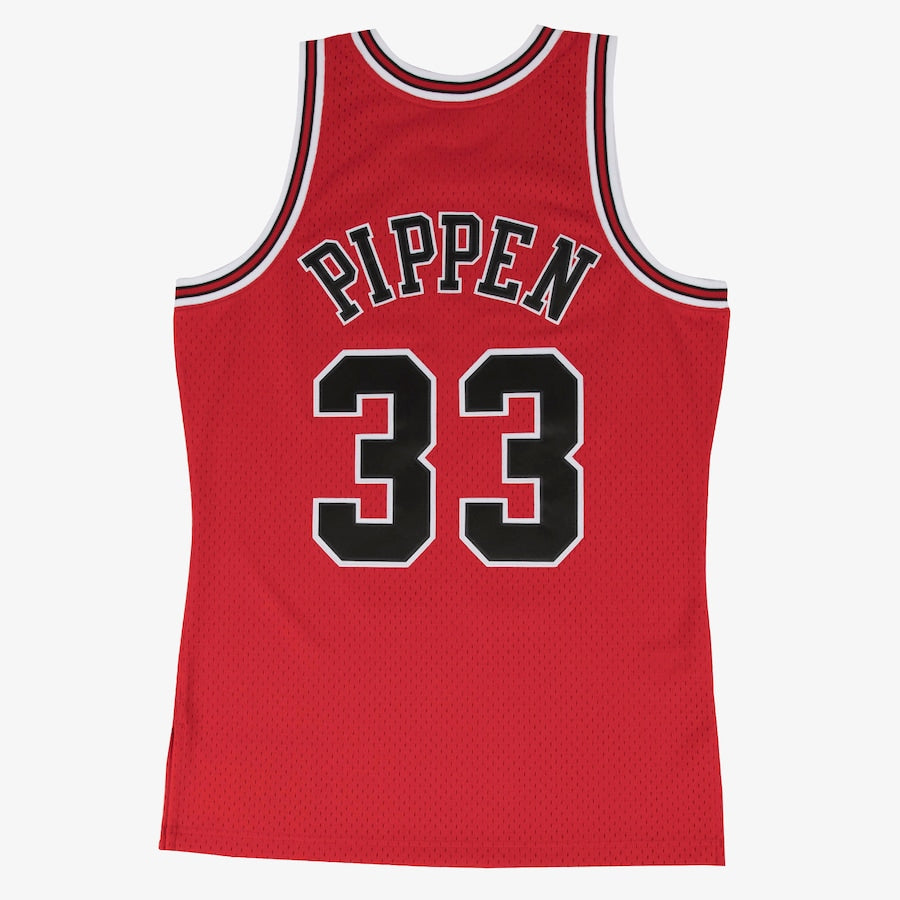 Men's Scottie Pippen Red Chicago Bulls 1997/98 Hardwood Classics Swingman Player Jersey