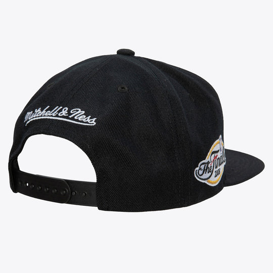 Black Boston Celtics Hardwood Classics Top Spot Snapback Hat