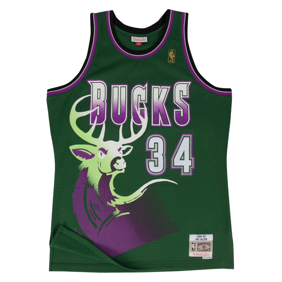 Is this the Milwaukee Bucks' new alternate jersey?
